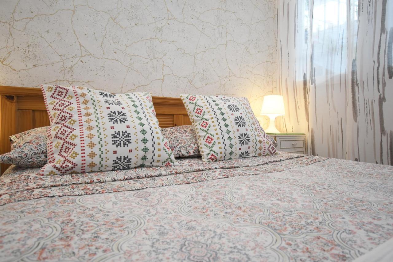 Jara Apartments ! Малага Екстериор снимка