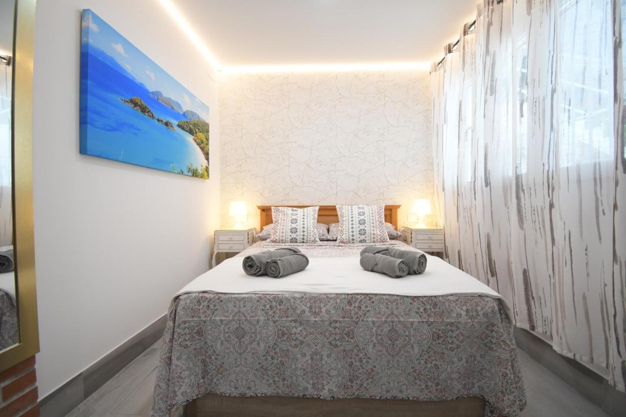 Jara Apartments ! Малага Екстериор снимка
