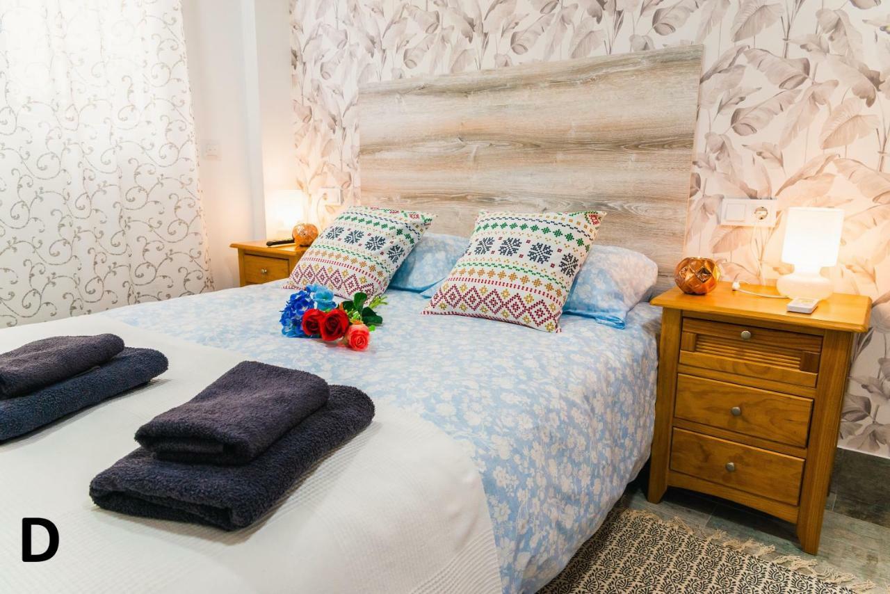 Jara Apartments ! Малага Екстериор снимка